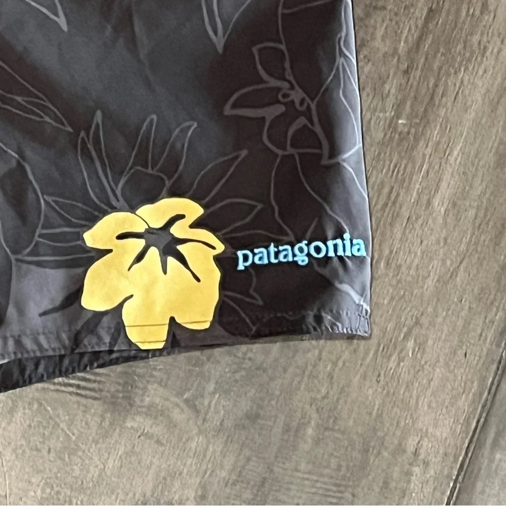 Patagonia Floral Hawaiian Swim Shorts - Size 38